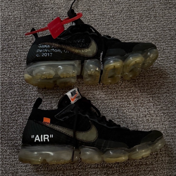 Nike OFFWHITE Air VaporMax Black Sneakers - Picture 1 of 5